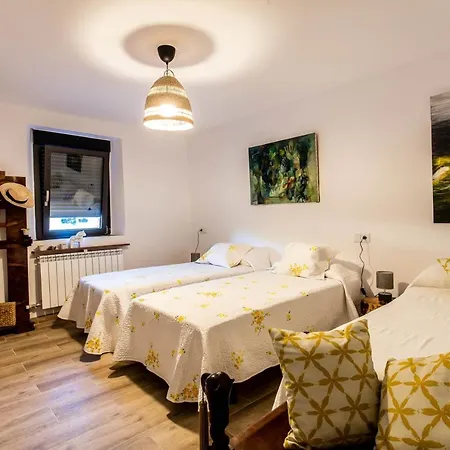 Apartment 3 Lienzos *
